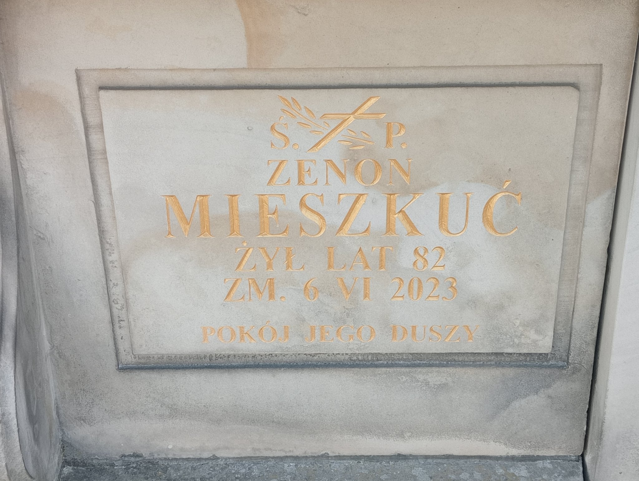 Krystyn Mieszkuć Szydłowiec - Grobonet - Wyszukiwarka osób pochowanych