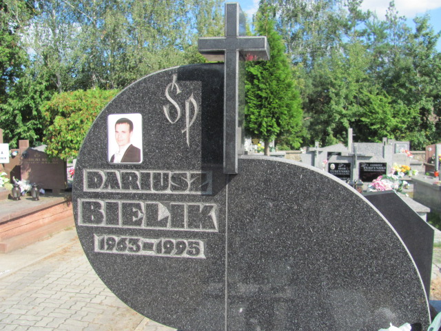 Dariusz Bielik 1962 Szydłowiec - Grobonet - Wyszukiwarka osób pochowanych